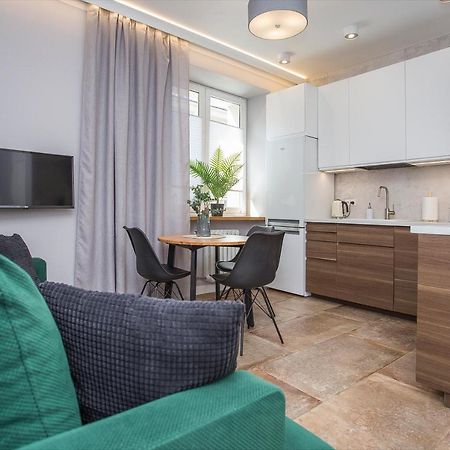 Urban Jungle Apartment In The Heart Of The City Białystok Exteriör bild