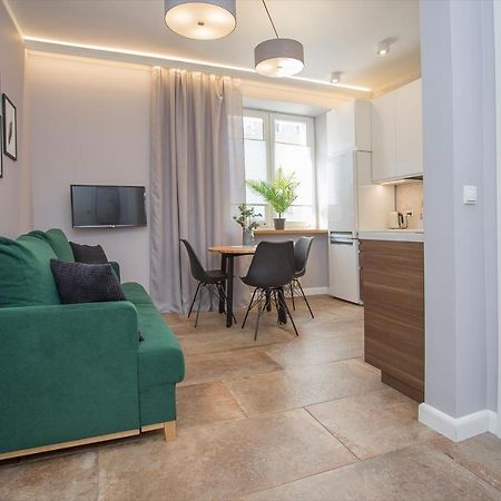 Urban Jungle Apartment In The Heart Of The City Białystok Exteriör bild