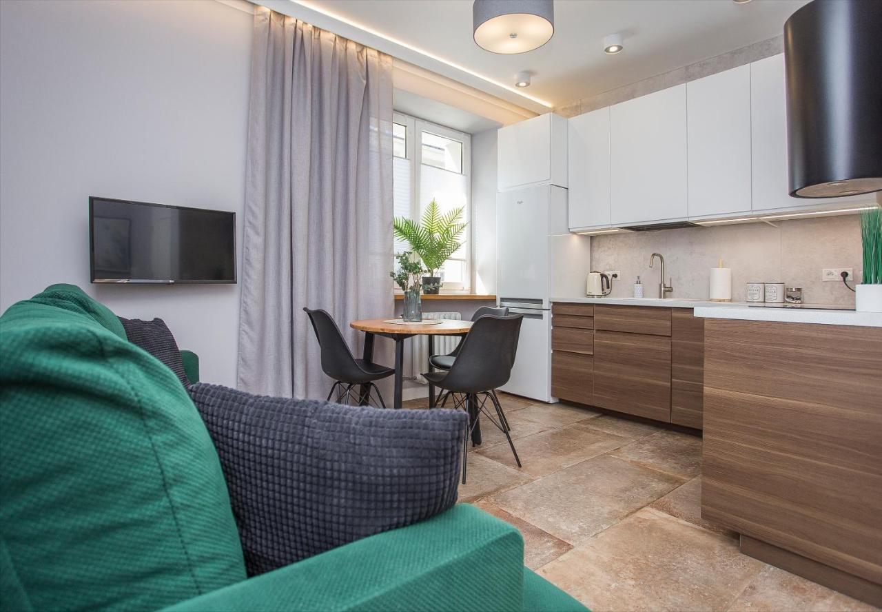 Urban Jungle Apartment In The Heart Of The City Białystok Exteriör bild